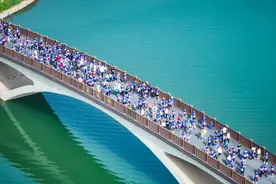 西咸新区半马来了！明天报名！图片