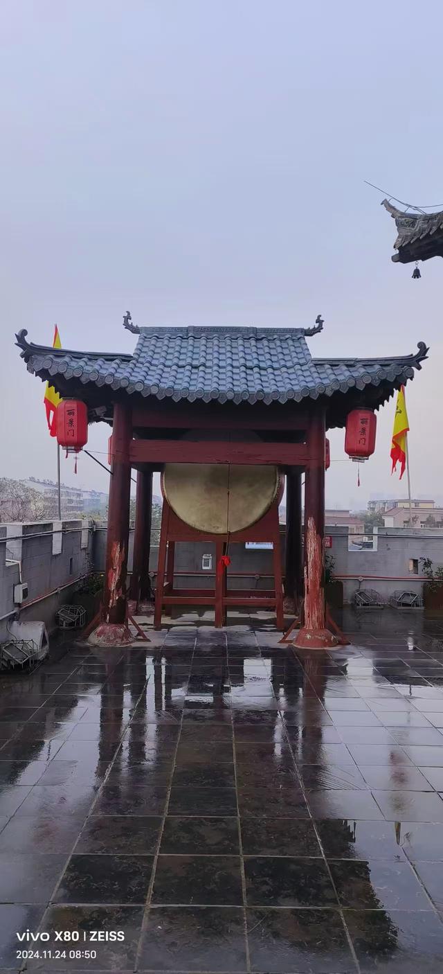 丽景门登临记：在晨光中叩问一座城