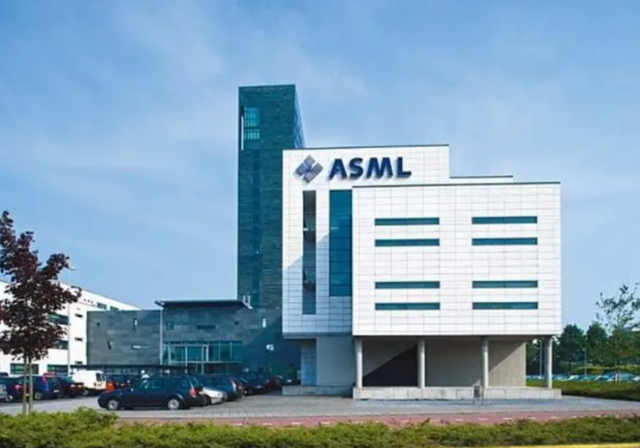 人还没到北京，特朗普先服软，中国出手就是3440亿，ASML或被取代