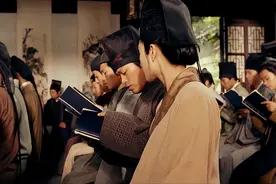 才女出上联“蜻蜓轻停青亭上”，唐伯虎妙对下联，众人拍案叫绝图片