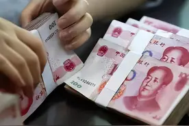 在中国有100万存款，算什么水平？银行员工“直言不讳”！图片