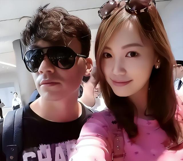 送走马蓉又迎来冯清，43岁的王宝强，终究还是逃不掉“女人坑”