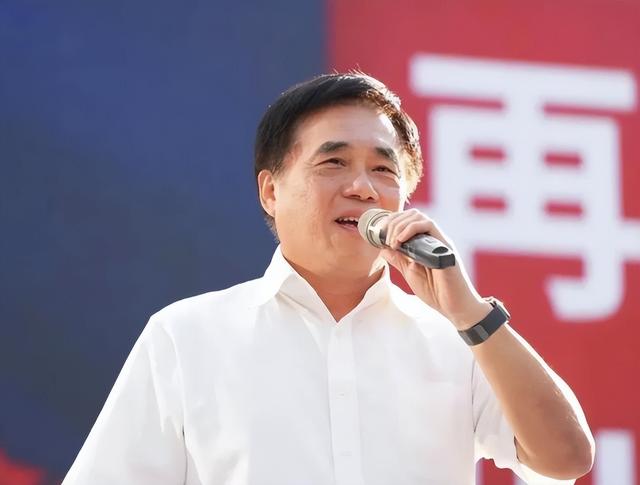 刚宣布参选国民党主席，郝龙斌就立刻向大陆喊话，暴露出真面目！