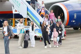 被包围了！俄罗斯人挤爆三亚图片