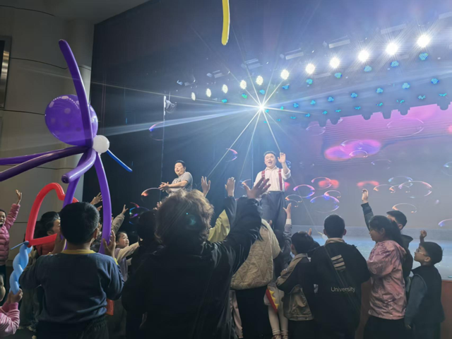 6天，近70万人！