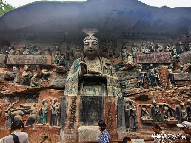大足石刻能并列四大石窟吗？这一篇估计是最详介绍了，有些长慎入