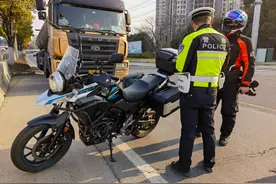 苏州交警部署开展春季摩托车专项整治行动图片