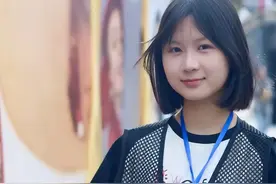 16岁女高中生撞脸杨紫图片