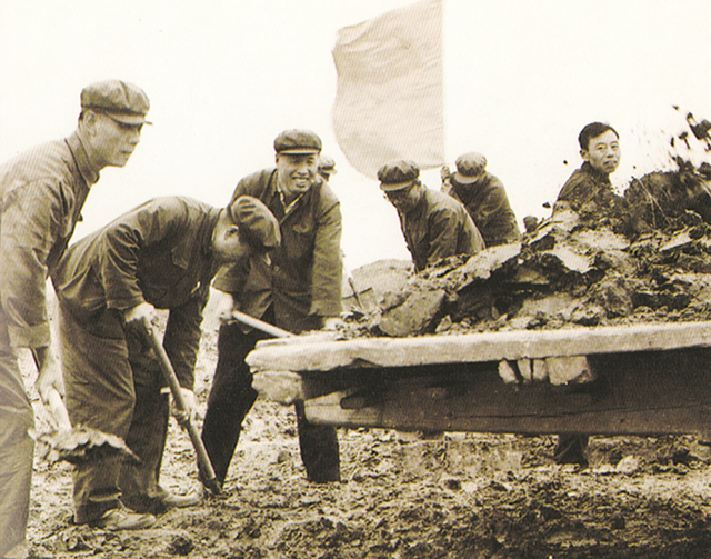 观长白丨年年有“鱼”！查干湖冬捕现场，为何当地人都说起一条河的故事？