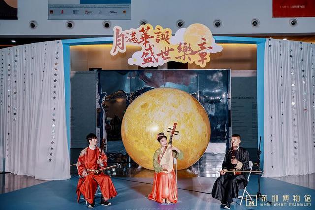 市民热捧“深博之夜” ！ 如诗如画 “双节盛会”再掀文化热潮