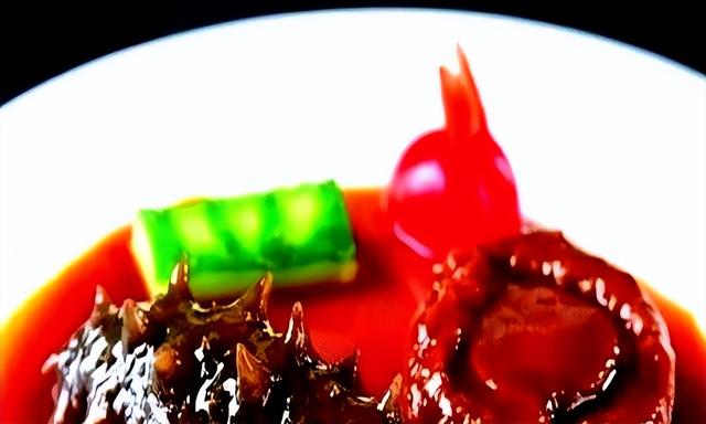 河北一家7口参加侄子婚礼。茅台美食吃到撑，回家才发现忘记随礼