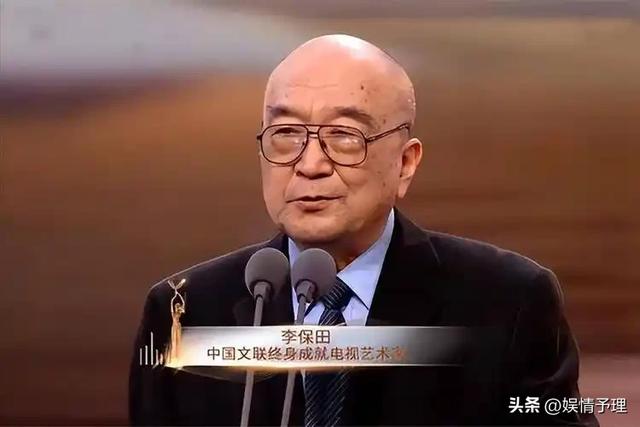 78岁李保田近况令人唏嘘，住处杂乱喝10元桶装水，如今老到不敢认