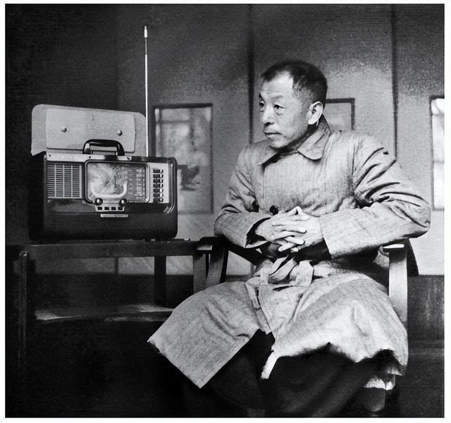 1991年	，邓小平派人去美国邀请张学良回大陆，张学良：有三个条件