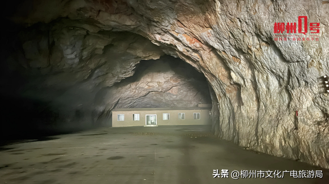 这座可容纳40架战机的山洞，曾是飞虎队的“隐蔽堡垒”，如今成为市民的“纳凉胜地”