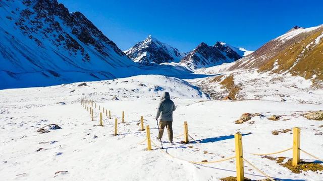 优惠加码，暖冬游张掖！邂逅别样的丹霞、雪山与石窟！