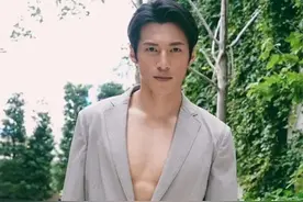 香港超帅小生，神似吴彦祖加吕颂贤，不火却是何超莲初恋！图片