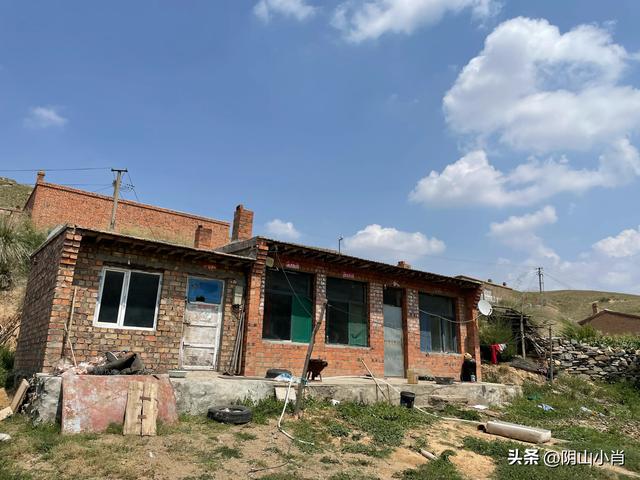探寻包头市固阳县奔坝沟清代古商道遗址段