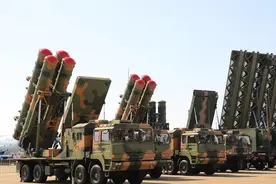 中国导弹小型化技术再突破，射程不减之下，携弹量增加整整一倍图片