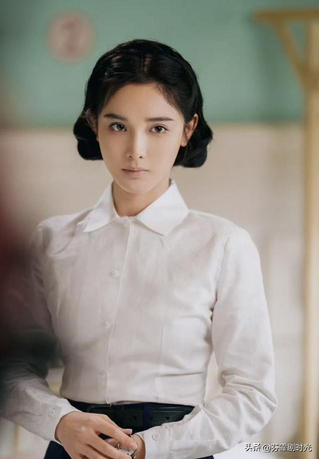 女演员身份和戏份哪个重要？看《暗河传》彭小苒和杨雨潼就知道了