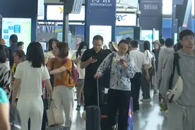 +2天后，机票搜索量↗↗↗ @出行旅客 12月1日起，值机时间有变！图片