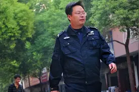 理科状元张晓勇：清华毕业5年后回乡做保安，如今每月工资5000元图片