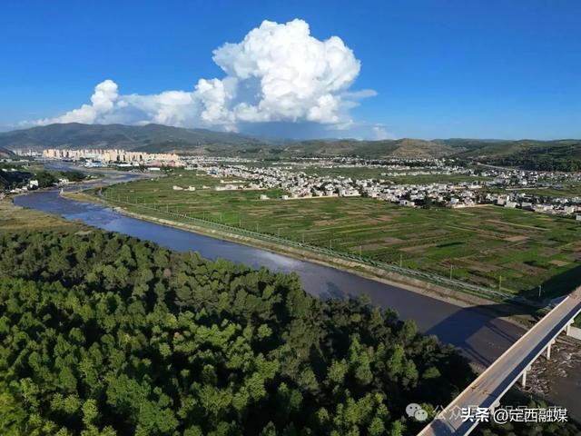 岷县：初秋时节生态十里景如画