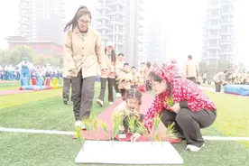 小太阳幼儿园举办趣味运动会图片