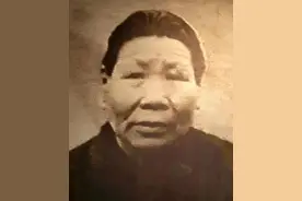 沂蒙红嫂明德英：用乳汁救活小八路，建国后他成大官，如何报恩？图片