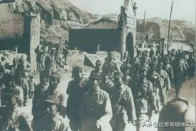 抗美援朝，解放军近一半是国军俘虏，不怕投降吗？伟人招数太高明图片