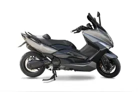 踏板摩托车一般能跑多快？图片