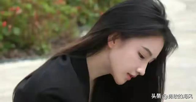 兰州交大校花仙姿玉貌，网友惊叹：沉鱼落雁	，此女只应天上有