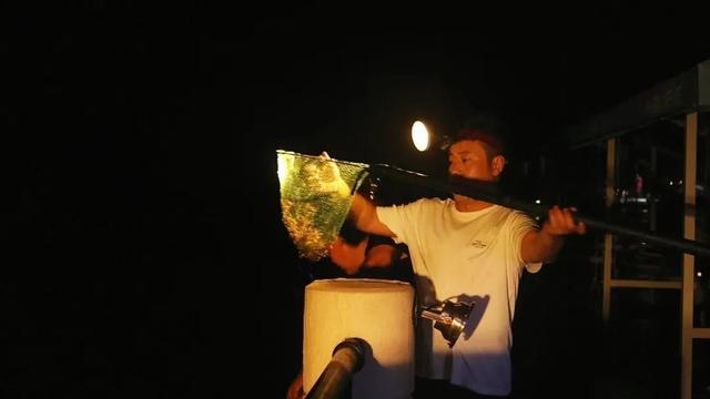 哇！日照这里好多人啊！