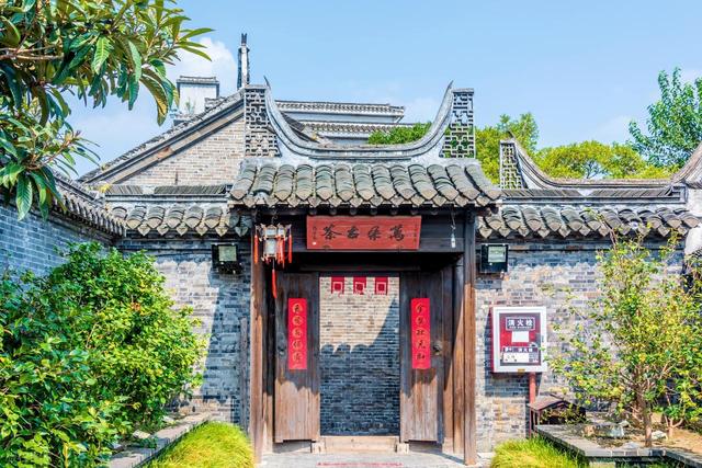 高铁直达！11-12月最值得去的6个古镇，工作累了，就去小住三五天