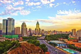 大美新疆之乌鲁木齐市新市区图片