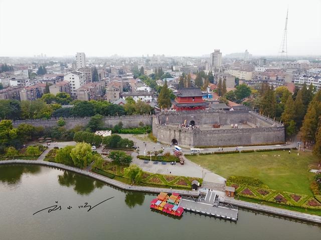 湖北省这座著名古城，为什么被大家说“一手好牌打得稀烂”？