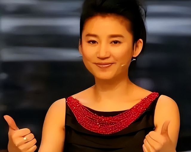 善恶到头终有报！57岁央视女主持王小丫，如今的真实处境令人唏嘘