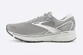 Brooks（布鲁克斯）来得晚不晚图片