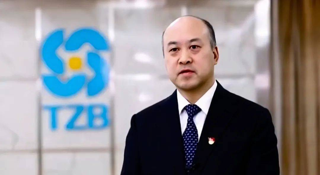 台州银行董事长黄军民:“小微之王”的前行与桎梏