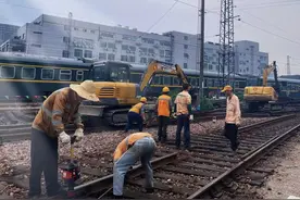 尼泊尔砸锅卖铁，也要凿穿喜马拉雅山脉，只为与中国有一条铁路？图片