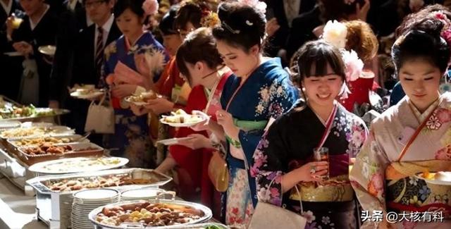 发达国家成风俗业大国：每20位女人就有1位从事过，低物欲为啥？