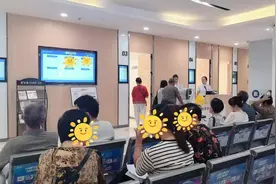 眼角痒痛别大意！58岁女子揉出眼睑过敏性皮炎图片