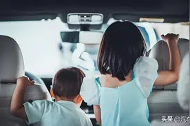 孩子几岁才可以坐副驾驶位？别等出事才后悔图片