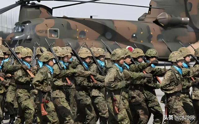 出大事了，轰炸机直逼东京，日本投票结果出来了，或迎首个核武器