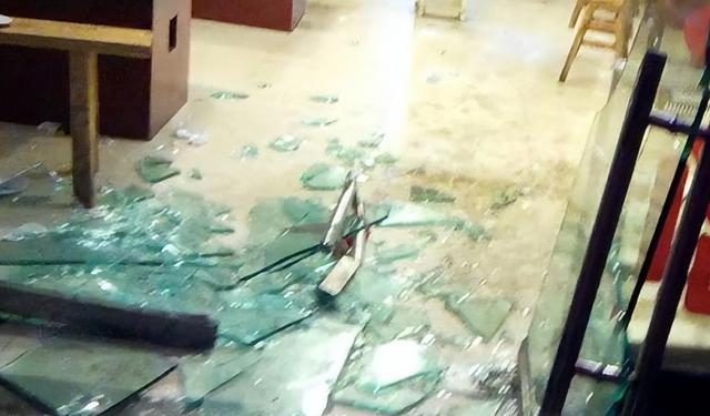 毛主席侄女北京开饭店，多次被砸，朋友劝她公开身份，但被她拒绝