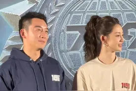 王中磊替他人官宣，称郑恺苗苗《749局》定情，生了三个孩子图片