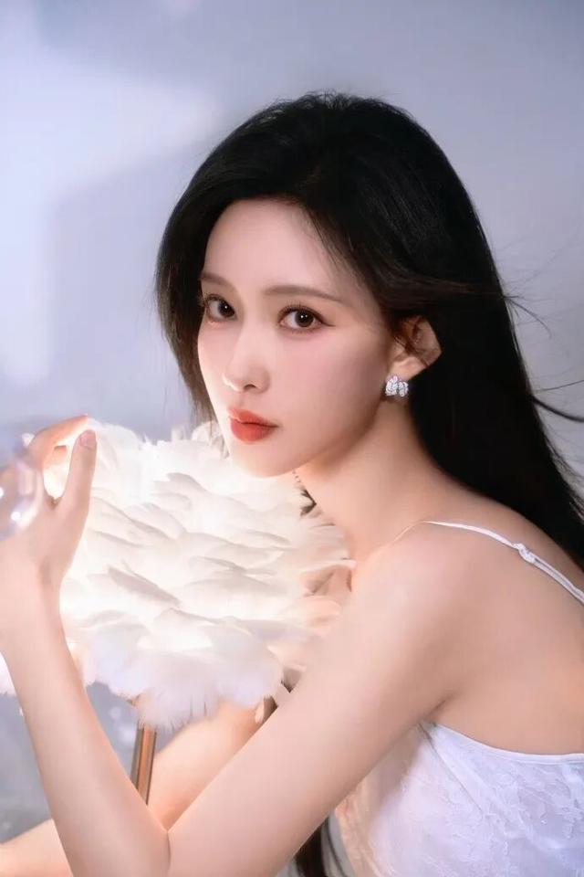 “曝孟子义李昀锐恋情”热搜爆了！双方工作室先后回应恋情
