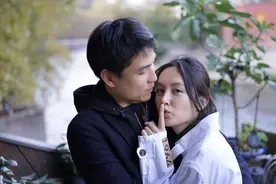 泰国最美变性人Poyd晒婚后近照 与丈夫国外度假超幸福！图片