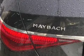 145万迈巴赫入手两月故障频发？车主欲退车，4S店回应图片