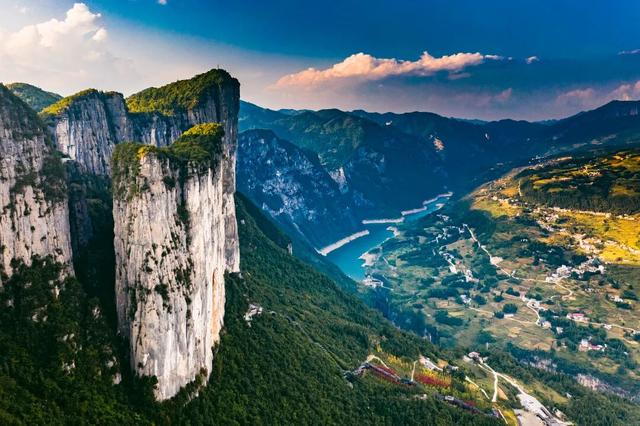 恩施大峡谷西互通建成，游客前往景区将更快捷