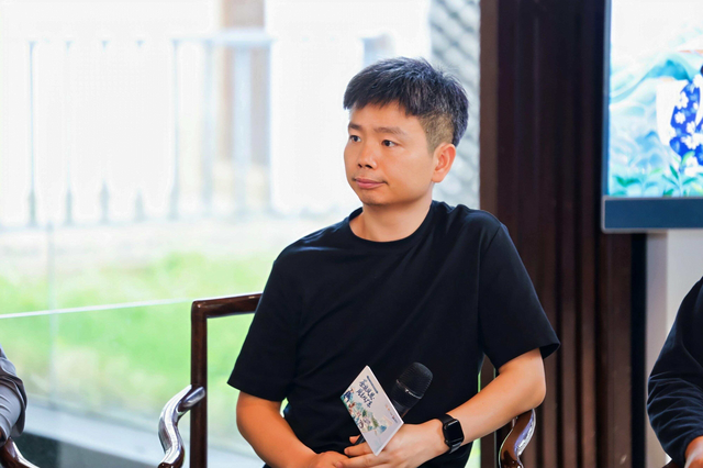 圆桌交流“茶旅凤凰”，跨界共探茶乡振兴路径 | 小镇观察家